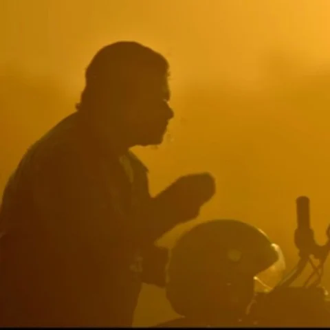 'வயசு 64.... ஸ்டேட்டஸ் ‘சிங்கிள்’..!’ - தனுஷ் இயக்கும் ‘பவர் பாண்டி’ பட டிரைலர்