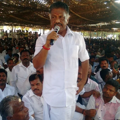 தங்கச்சிமடம் போராட்டக் களத்தில் உறுதியளித்த ஓ.பன்னீர்செல்வம்!