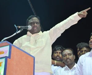 ராமதாஸ், காடுவெட்டி குரு மீது தமிழக அரசு அவதூறு வழக்கு!