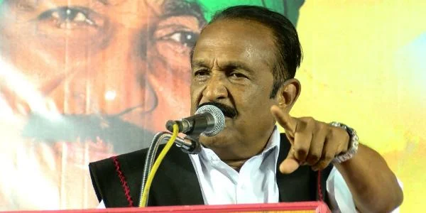 புல்லட் பாம், பென்சில், பாம்பு மாத்திரை - அரசியல்வாதிகளுக்குப் பொருந்தும் பட்டாசுகள்!