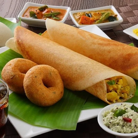 ஏசி இல்லாத ஓட்டல்களிலும் 18 சதவிகித ஜி.எஸ்.டி வரி!