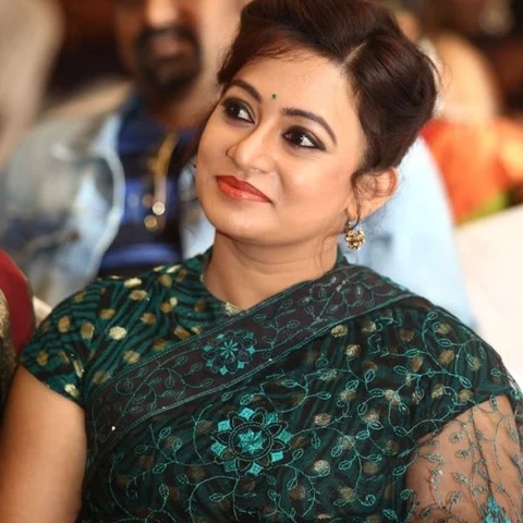 "நான் பேசுற தமிழ் நல்லாயிருக்குன்னா... அதுக்கு ராஜ்கிரண் சார்தான் காரணம்!" 'விதி' சீரியல் நாயகி ஶ்ரீஜா!