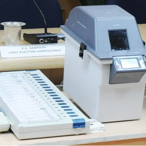 ‘தமிழகத்தில் தேர்தல் தேதி மாற்றம்: 72 % மக்கள் எதிர்பார்ப்பு!’