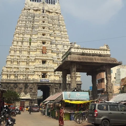 முத்தையா ஸ்தபதி உறவினர்களிடம் விசாரணை! களத்தில் இறங்கினார் பொன்மாணிக்கவேல்