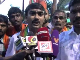 கரு கலைப்பு, நுரையீரல் பாதிப்பு, கேன்சர்...! - ஒரு மாவட்டத்தையே அச்சுறுத்தும் சிமெண்ட் ஆலை!