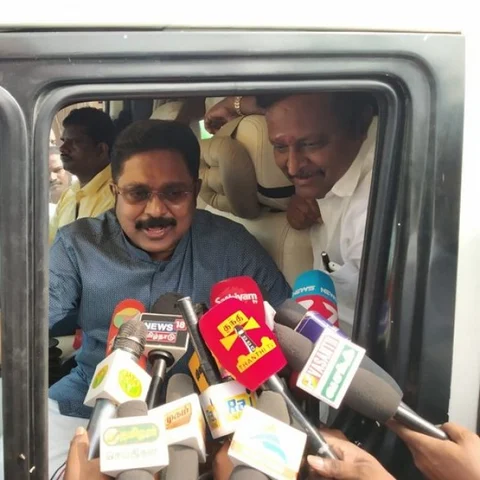 `கூட்டணி... 40 தொகுதிகள்... ஜெயலலிதா வழி!' - தினகரன் போடும் கணக்கு