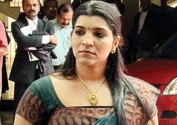 பின்னடைவுகளால் சோர்வடையாத சரிதா நாயர்!- அமேதியில் பச்சை மிளகாய் சின்னம் ஒதுக்கீடு!