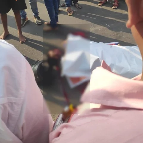 `5 நிமிஷத்துக்கு முன் வந்திருந்தால் காப்பாத்தியிருக்கலாமே’ - ஆம்புலன்ஸ் ஊழியரிடம் கதறிய பெண்