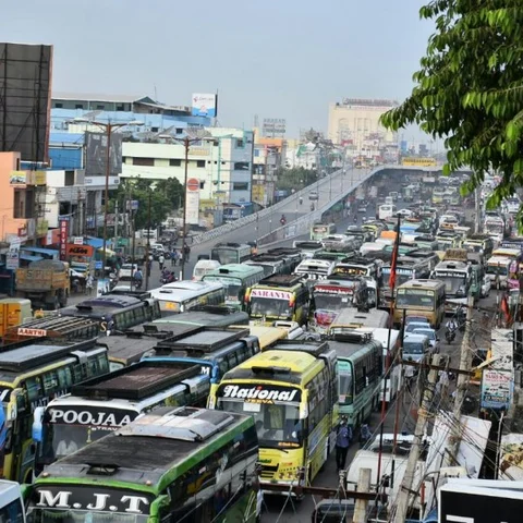 சென்னை ஜி.எஸ்.டி சாலையில் கடும் போக்குவரத்து நெரிசல்