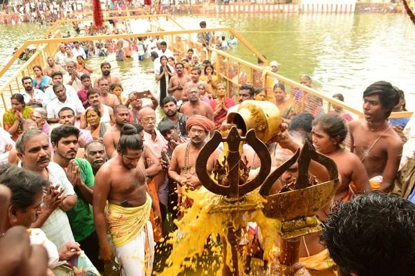 மயிலாடுதுறையில் கடைமுழுக்குத் தீர்த்தவாரி பெருவிழா!