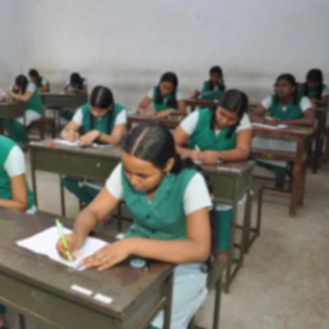 நாடாளுமன்றத் தேர்தல் எதிரொலி - விரைவில் தேர்வுகளை முடிக்க பள்ளிகளுக்கு உத்தரவு