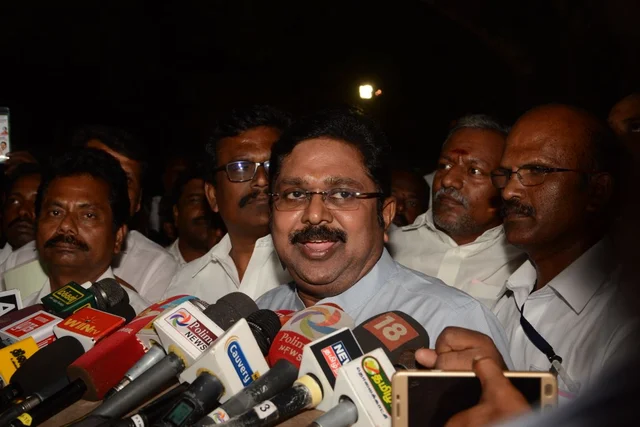 காவல்துறையை நினைத்தால் அசிங்கமாக உள்ளது..! டி.டி.வி.தினகரன் காட்டம்
