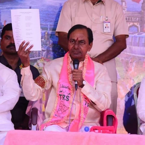 ஆட்சியைக் கலைத்த கையோடு வேட்பாளர்களை அறிவித்த சந்திரசேகர ராவ்...!