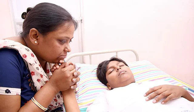 தாமதமாகும் ஒவ்வொரு நாளும் ஆபத்து; மகளை எண்ணி வருந்தும் தாய்! #SaveSrijani #SponsoredContent