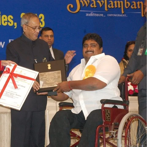 `எங்கள் வலியைப் புரிந்து பயிற்சியளிக்கிறார்!’- மாற்றுத்திறனாளி வீரர்களை உருவாக்கும் கோச் ரஞ்சித்