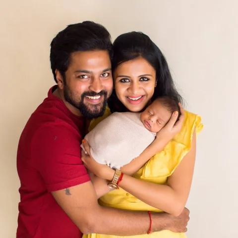 `அவன் அழுகையில நாங்க சொக்கிப்போய் இருக்கோம்'- மகனால் பூரிப்படையும் அஞ்சனா