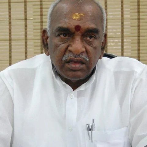 மூன்று நாள்களாக வெறிச்சோடிய குமரி தேர்தல் அலுவலகம் - இன்று வேட்புமனுத்தாக்கல் செய்கிறார் பொன்.ராதாகிருஷ்ணன்