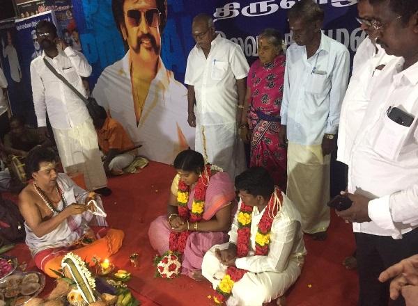 இது ‘பேட்ட’ ஸ்பெஷல் திருமணம்! - தியேட்டர்களைத் தெறிக்கவிடும் ரஜினி ரசிகர்கள்