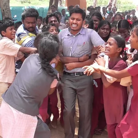 பாசப் போராட்டம் வென்றது! - அதே பள்ளியில் ஆசிரியர் பகவான்