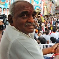 கன்னியாகுமரியில் பொன். ராதாகிருஷ்ணன் மீண்டும் முன்னிலை!