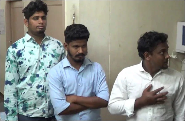 விகடன் போஸ்ட்: கழகங்களில் கலகக் குரல், பொள்ளாச்சி சந்தேகங்கள், அல்லாடும் ஏழை நோயாளிகள்!