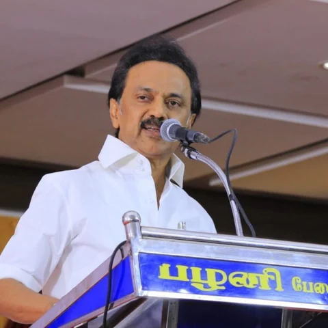 `இவ்வளவு புகார் உள்ளவரை வேட்பாளராக அறிவித்துவிட்டாரே ஸ்டாலின்!' - குமுறும் தஞ்சை தி.மு.க-வினர்