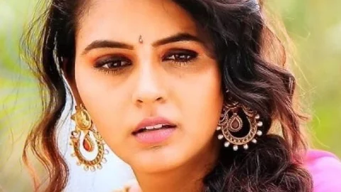 'யாரடி நீ மோகினி' சயித்ரா