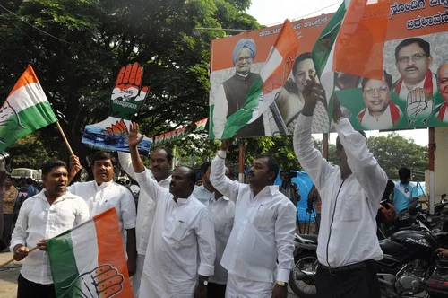 கர்நாடகா முதல்வராக சித்தராமையா தேர்வு!