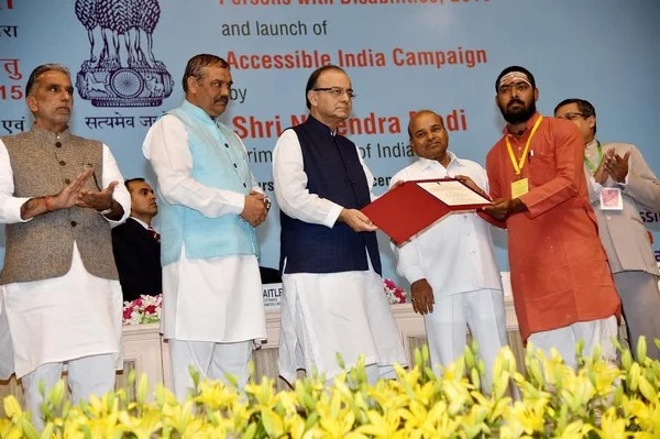 அப்துல் கலாம் கையால் விருது வாங்கியவருக்கு இப்போது தேவை ஒரு பஸ் பாஸ்!