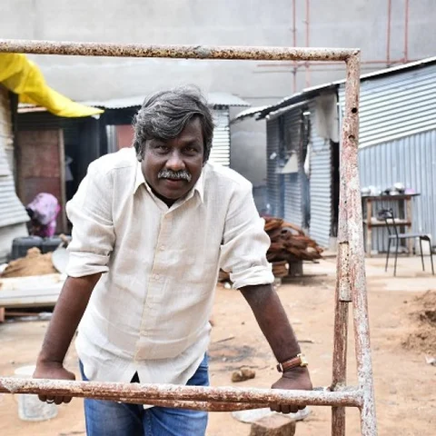 ``பிர்சா முண்டா கதையை நானும் ரஞ்சித்தும் மட்டும் எடுத்தா பத்தாது!’’ - கோபி நயினார்