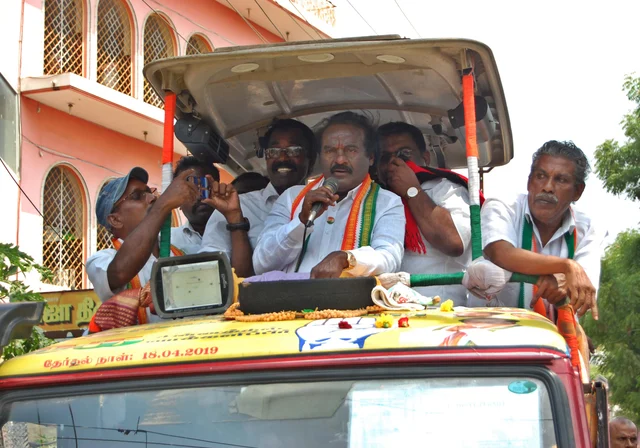 பனை பீரங்கிக் குண்டு டெல்லியில் வெடிக்குமா? - கன்னியாகுமரி கள நிலவரம்!