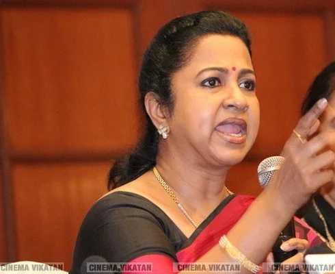 ராதிகா அடங்கமாட்டாரா? நடுநிலையாளர்கள் கொதிப்பு