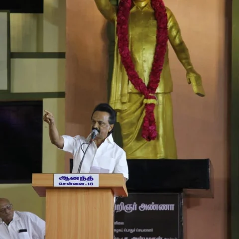 `ராகுல் காந்தியே வருக...நாட்டுக்கு நல்லாட்சி தருக!’ - சென்னை பொதுக்கூட்டத்தில் ஸ்டாலின் பேச்சு