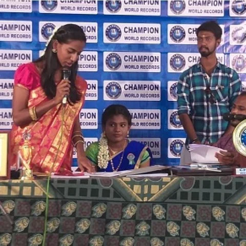 54 நிமிடத்தில் 896 கேள்விகளுக்குப் பதில்! ஆச்சர்யப்படவைத்த மாணவி
