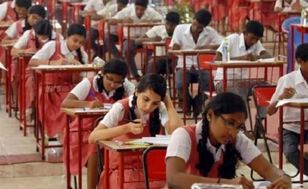 சி.பி.எஸ்.இ பொதுத் தேர்வு தேதிகள் அறிவிப்பு!