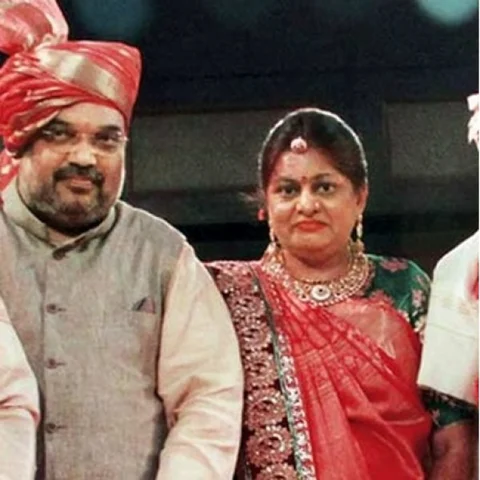 300 சதவிகிதம் அதிகரித்த அமித் ஷாவின் சொத்து மதிப்பு!