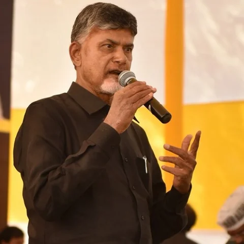`நான் லோகேஷின் அப்பா; உங்களின் அடையாளம் என்ன?' - மோடியை விளாசிய சந்திரபாபு நாயுடு