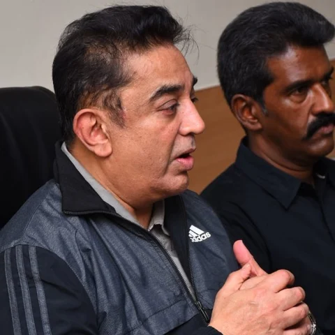 `சேதத்தை நேரில் பார்வையிடுங்கள்; பின்னர் நிதி வழங்குங்கள்!'- மோடிக்கு கமல்ஹாசன் கோரிக்கை