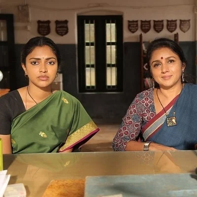கூட்டிக் கழித்துப் பார்த்தால் சரியாக வந்திருக்கிறதா ‘அம்மா கணக்கு?’ - விமர்சனம்