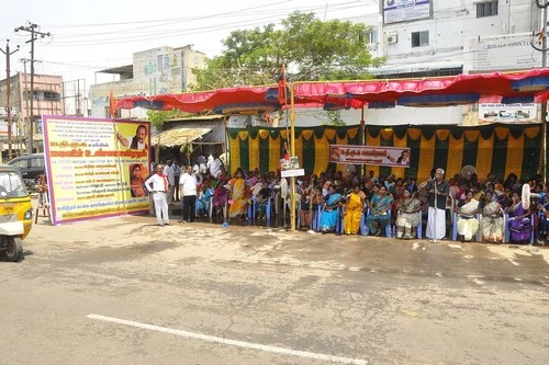 கரியவாசத்தை வெளியேற்ற கோரி மதிமுக மகளிரணியினர் உண்ணாவிரதம் (படங்கள்)