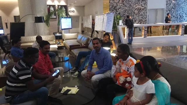 `இப்படி ஒரு வரவேற்பும் பாராட்டும் கிடைக்கும்னு எதிர்பார்க்கல!' - கத்தாரில் நெகிழ்ந்த `தங்க மங்கை' கோமதி
