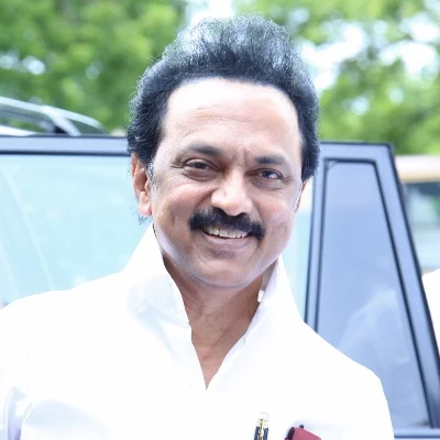 "முதல்வர் எடப்பாடி பழனிசாமி என்னைப் பார்த்து சிரிக்கக்கூடாது" - ஸ்டாலின் பளீச்! #TNPolitics