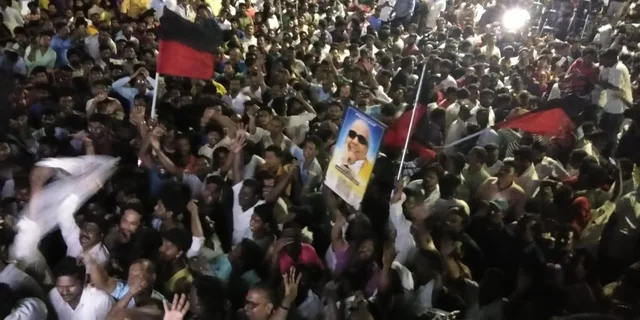 முதுகுவலி முதல் கல்லீரல் பாதிப்பு வரை... கருணாநிதியின் மெடிக்கல் ரிப்போர்ட்!