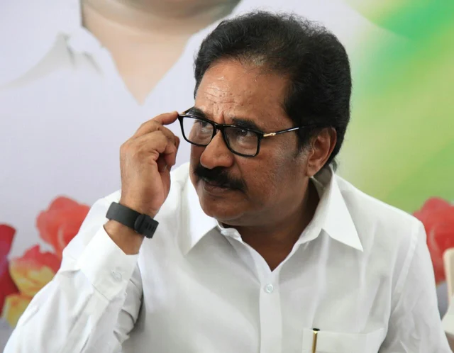 தமிழ்நாட்டில் பா.ஜ.க திருவிளையாடல் - திருநாவுக்கரசர் கோபம்!