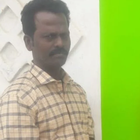 சென்னையில் பிரியாணி தகராறில் படுகொலை! - ரவுடியைத் தேடும் போலீஸ்