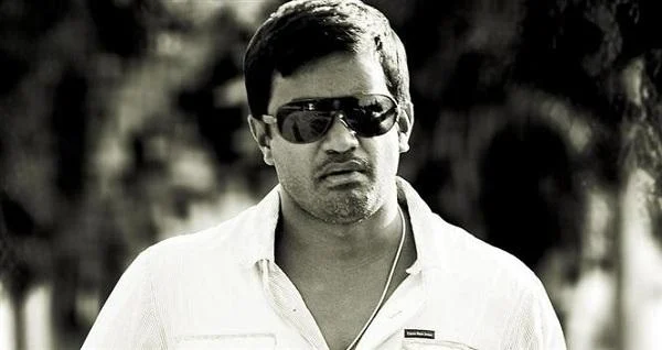 கான் வருமா... சந்தானம் ஏன்... மீண்டும் யுவன்! - மனம் திறக்கும் செல்வராகவன் #VikatanExclusive