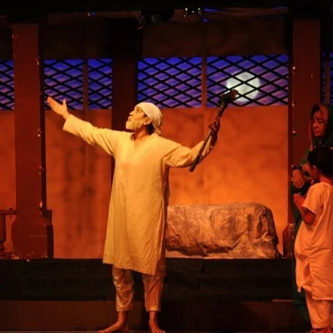 ஷீர்டி சாய்பாபாவின் அருள் வாழ்க்கையை கண்முன் நிறுத்திய 'பாபா' நாடகம்!