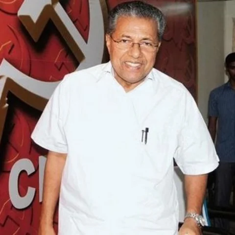 ''போய் மரம் ஏறு!''- சாதியரீதியிலான தாக்குதலை பினராயி விஜயன் எதிர்கொண்டது எப்படி?