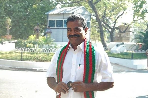பணம் வாங்கினேன் என்று நிரூபித்தால்...எம்எல்ஏ தனியரசு விட்ட சவால்!