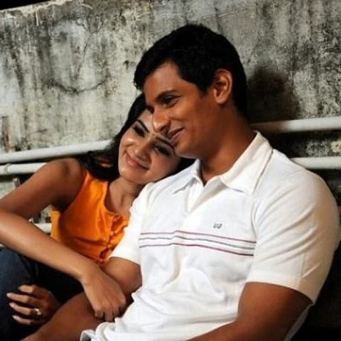 வருண்-நித்யா காதலுக்கு வாழ்த்தலாமே ஃப்ரெண்ட்ஸ்! #4YearsOfNEPV